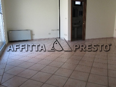 Foto Ufficio a Forlì Centro Storico di 450 m² con 7 locali in affitto