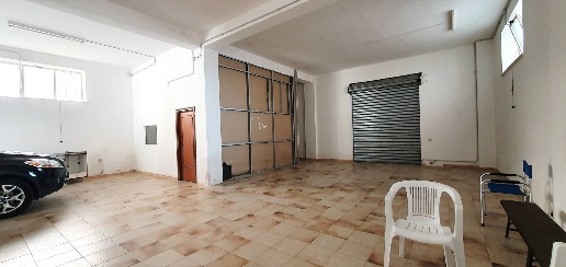 Foto Magazzino in trav VIII viale Crotone, Catanzaro Catanzaro Lido