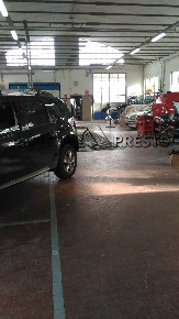 Foto Attività commerciale a Forlì di 370 m² con 1 locali in affitto
