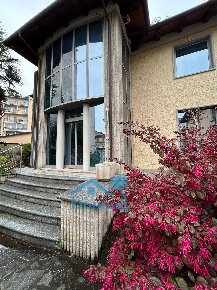 Foto Ufficio in Viale della Rimembranza, Pinerolo Stazione, Immacolata