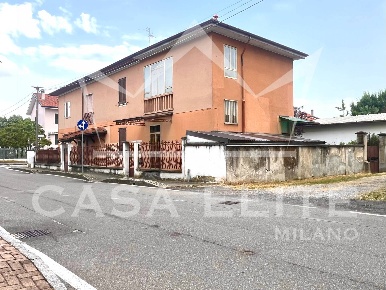 Foto Casa indipendente in via novella, Santo Stefano Ticino di 1480 m²