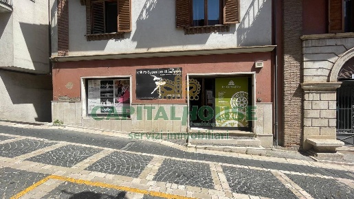 Foto Locale commerciale a Mercogliano di 133 m² con 1 locali in vendita