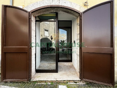 Foto Locale commerciale a Manocalzati di 40 m² con 1 locali in affitto