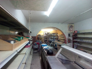 Foto Attività commerciale in via garibaldi, Ponsacco Centro di 90 m²