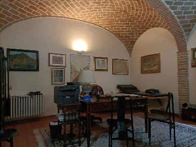 Foto Ufficio in via roberto campana, Teramo Centro di 55 m² con 3 locali