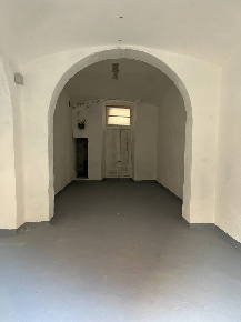 Foto Magazzino a Savona Villapiana, La Rusca, Via Mignone di 35 m²