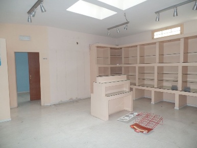 Foto Locale commerciale a San Giovanni Valdarno di 55 m² in vendita