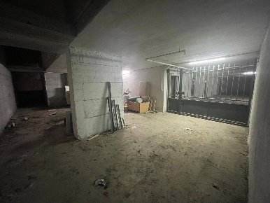 Foto Magazzino in VIA SAN NICOLA, Caserta Falciano di 95 m² con 3 locali