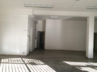 Foto Attività commerciale in Viale Francesco Bonaini, Pisa di 125 m²