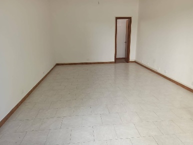 Foto Attività commerciale in Via Martin Lutero, Pisa Cisanello - San Biagio