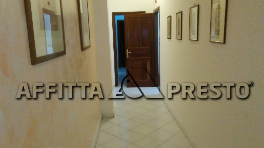 Foto Ufficio a Livorno di 35 m² con 1 locali in affitto