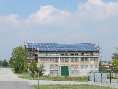 Foto Hotel in Via Vecchia Fornace, Castell'Alfero di 2550 m² in vendita