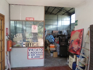 Foto Attività commerciale in via san iacopo, Pisa Gagno - Passi di 640 m²
