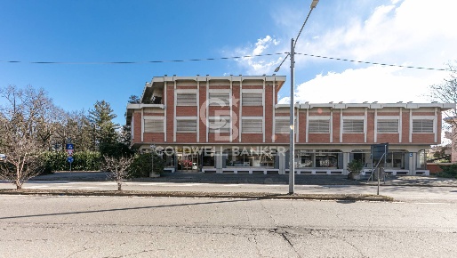 Foto Attività commerciale in VIALE BOCCACCIO, Busto Arsizio Borsano