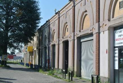Foto Attività commerciale in VIA MILANO, Nerviano Centro di 330 m²