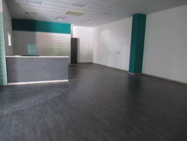 Foto Locale commerciale in VIA MARE ADRIATICO, Spoltore di 180 m²