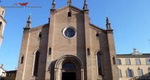 Foto Attività commerciale in municipio, Fiorenzuola d'Arda Centro di 50 m²