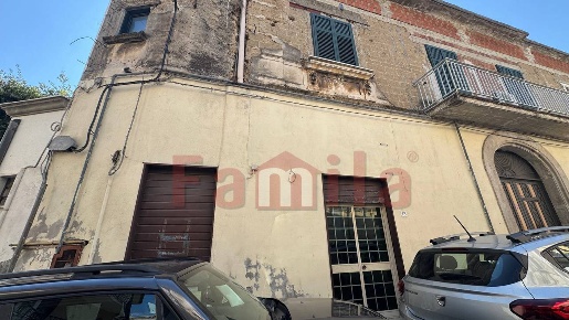 Foto Attività commerciale a Avella di 53 m² con 2 locali in vendita