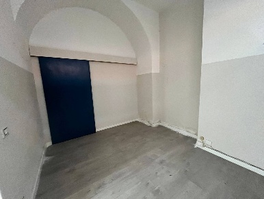 Foto Attività commerciale in Via Sant'andrea, Pisa San Francesco di 14 m²