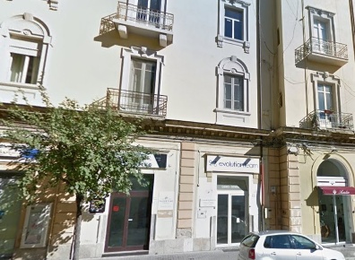Foto Locale commerciale in via turati, Caserta Corso Trieste di 220 m²