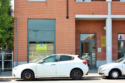 Foto Negozio in Via Nino Oxilia 21, Torino Rebaudengo di 68 m² con 1 locali