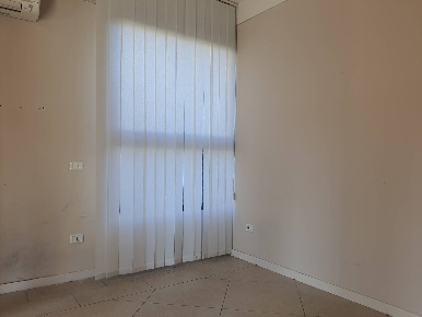 Foto Attività commerciale in Via Luigi Calvani, Castelfranco di Sotto