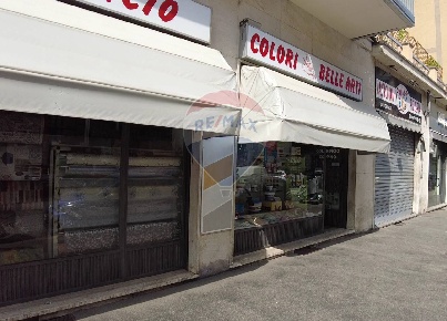 Foto Attività commerciale in via Michele Coppino, Torino Borgo Vittoria