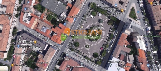Foto Locale commerciale in centro, Campobasso Centro di 700 m² in vendita
