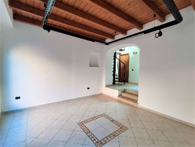 Foto Locale commerciale in Via Porru Bonelli, Gonnosfanadiga di 50 m²