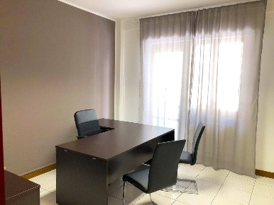 Foto Ufficio in Via Campania, San Benedetto del Tronto De Gasperi, Conad