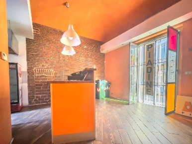 Foto Locale commerciale in Via Brunetta, Torino Cenisia di 35 m² in vendita