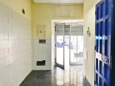 Foto Negozio in Corso Mazzini, Catanzaro Centro Storico di 20 m² in affitto