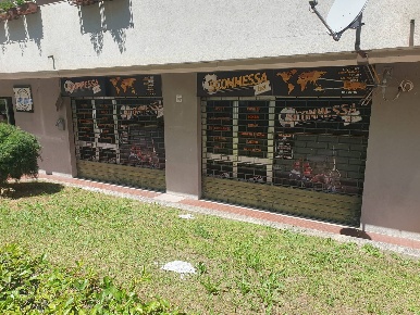 Foto Locale commerciale in Via Tripoti, Teramo Centro di 80 m² con 1 locali