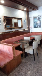 Foto Attività commerciale in via roma, Jesolo di 150 m² con 5 locali