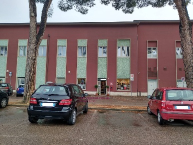 Foto Ufficio in via Delle Piscine Eden Rock, Bastia Umbra Bastia di 65 m²