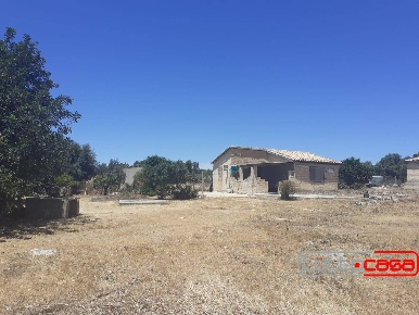 Foto Agriturismo in CONTRADA SANTA ROSALIA, Scicli Centro in vendita