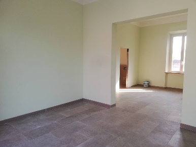 Foto Attività commerciale in via contesora, Lucca di 50 m² con 2 locali