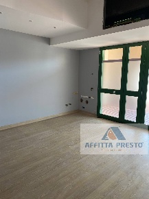 Foto Attività commerciale a Empoli di 240 m² con 5 locali in affitto