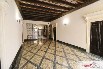 Foto Ufficio in Corso Cavour, Verona Centro Storico di 175 m² con 7 locali