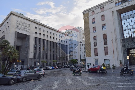 Foto Ufficio in Piazza Giacomo Matteotti, Napoli Centro Storico di 15 m²