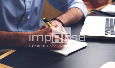 Foto Ufficio a Montebelluna Centro di 70 m² con 3 locali in vendita
