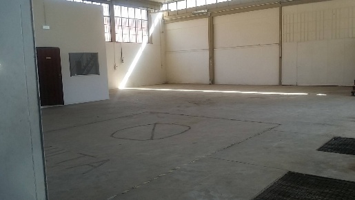 Foto Laboratorio a Vinci di 500 m² con 2 locali in affitto