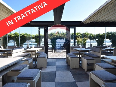 Foto Bar in corso Marconi, Arona Centro di 80 m² in vendita