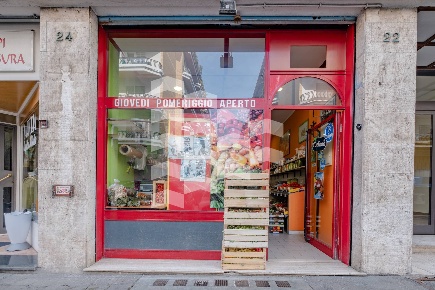 Foto Locale commerciale in Via Mario Fani, Roma Gemelli - Pineta Sacchetti