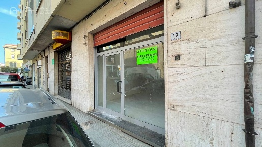 Foto Locale commerciale in Via Curzi, San Benedetto del Tronto Centro