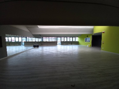Foto Attività commerciale in via gronchi, Pisa Ospedaletto di 500 m²