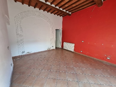 Foto Locale commerciale a Cavriglia di 40 m² con 2 locali in vendita