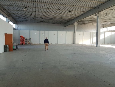 Foto Attività commerciale in piazza guerrazzi, Pisa San Martino di 600 m²
