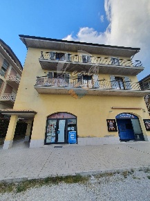 Foto Locale commerciale in viale della resistenza, Falerone Piane di 75 m²