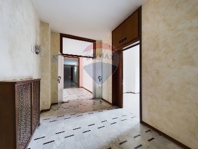 Foto Ufficio in via Sada, Tortona Centro di 40 m² con 2 locali in vendita